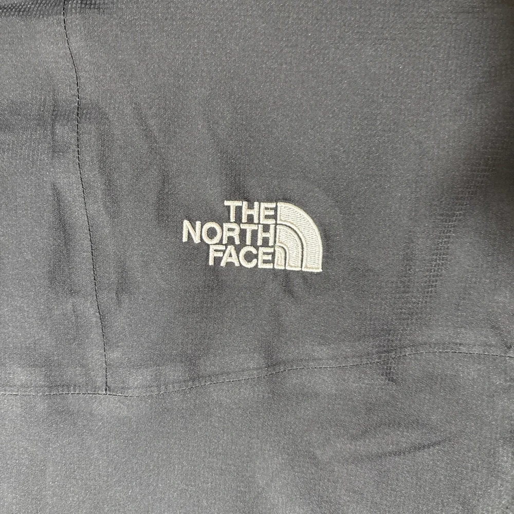 North Face Men's Size Small Black Lightweight Jacket - Flaws